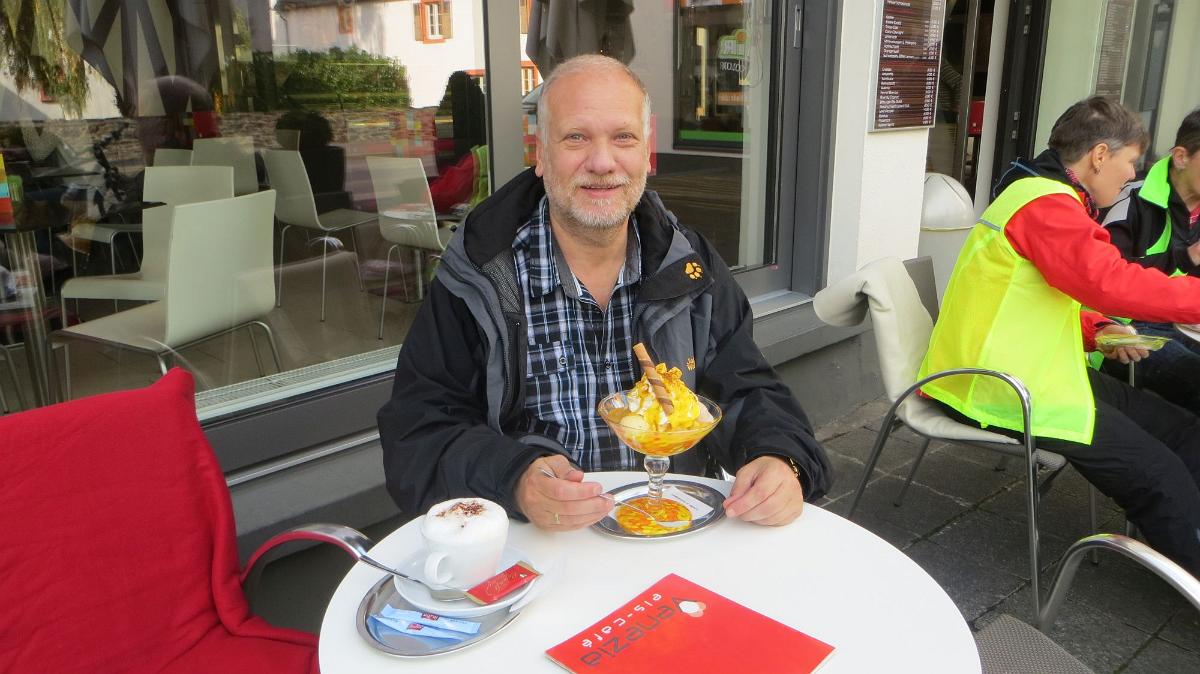 Trier- (129)