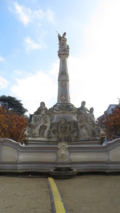Trier- (218)