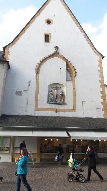 Trier- (222)