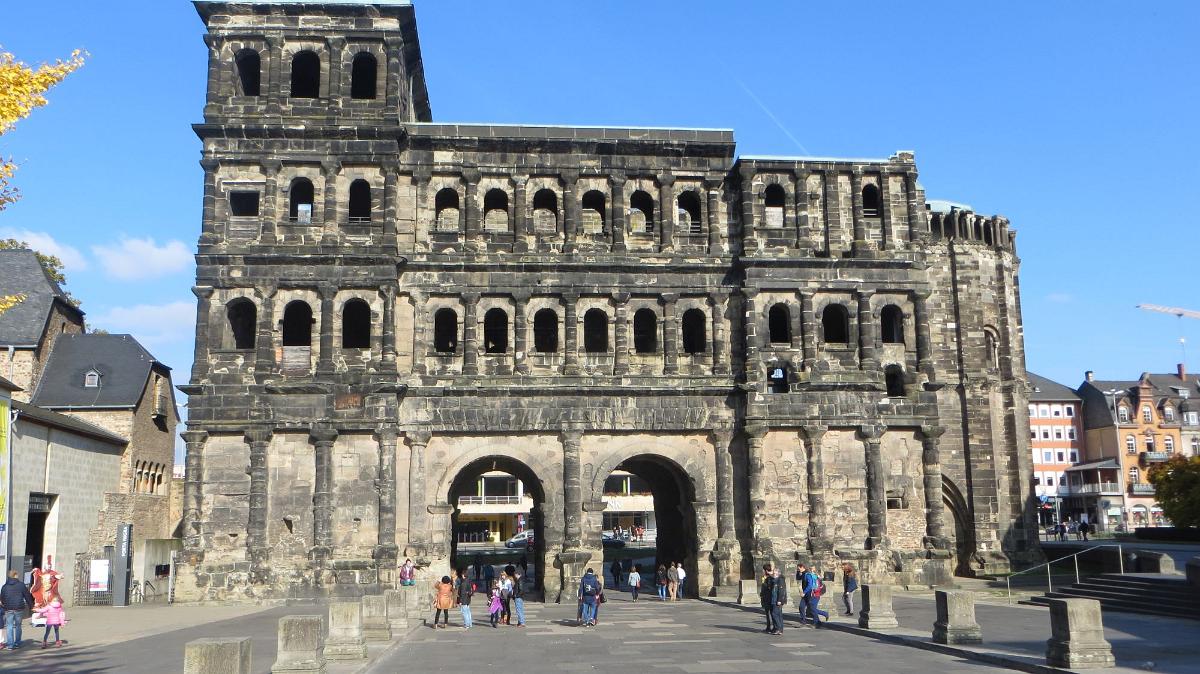 Trier- (251)