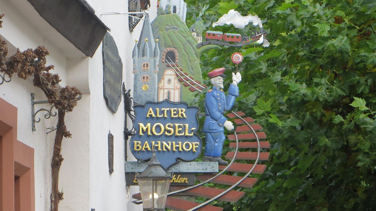 Trier- (44)