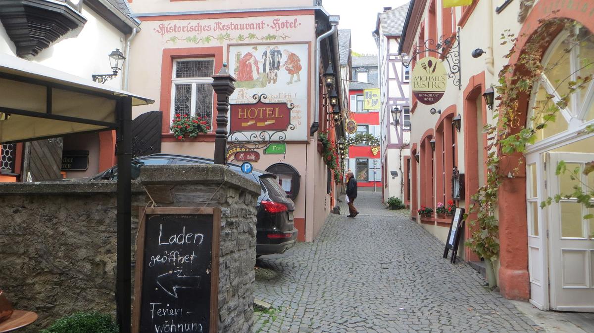 Trier- (49)