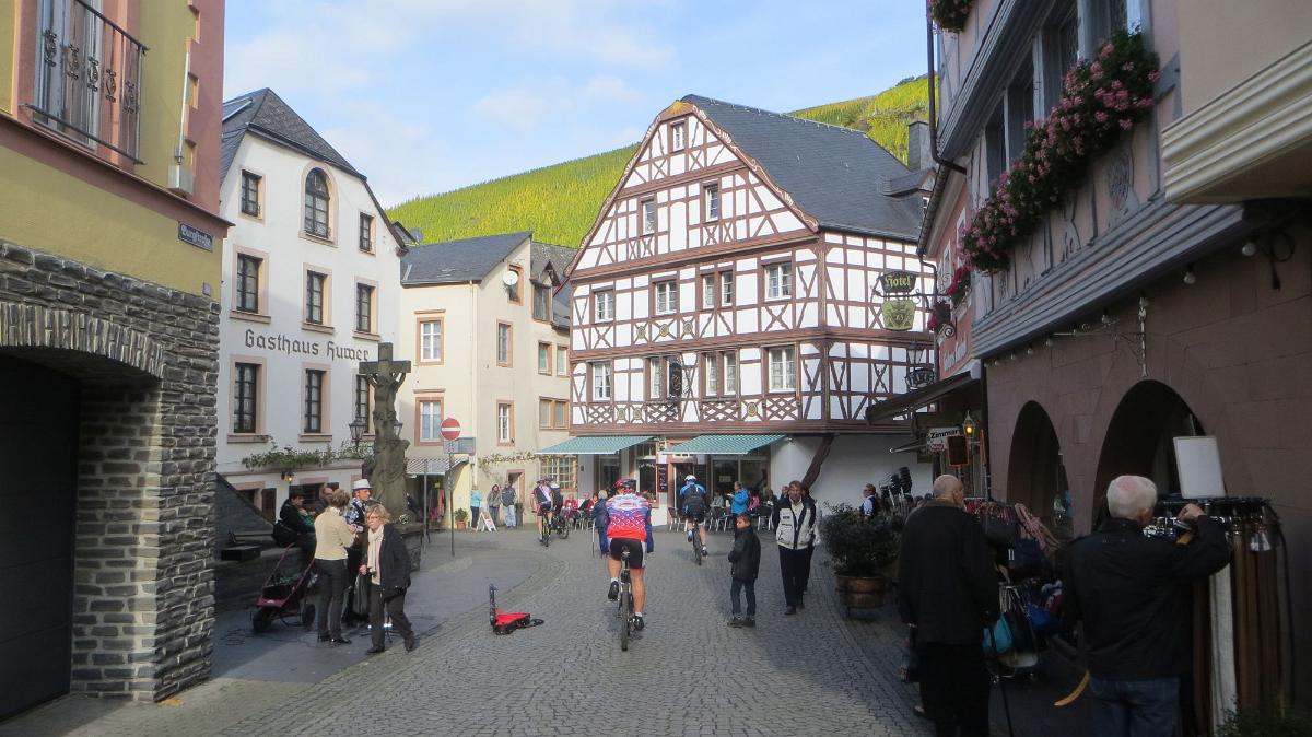Trier- (76)