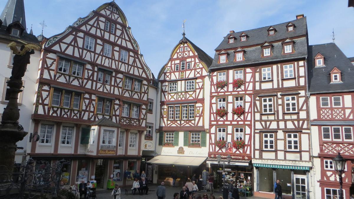 Trier- (97)