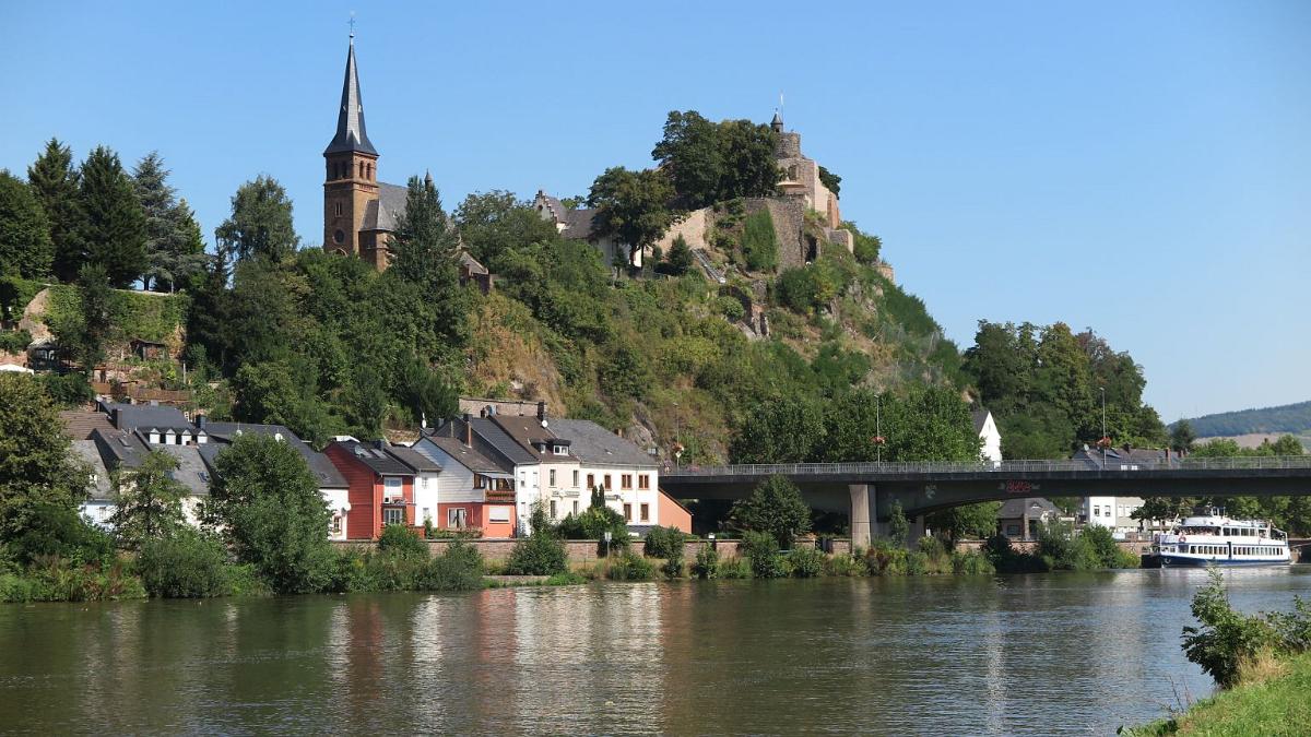 Saarburg (77)