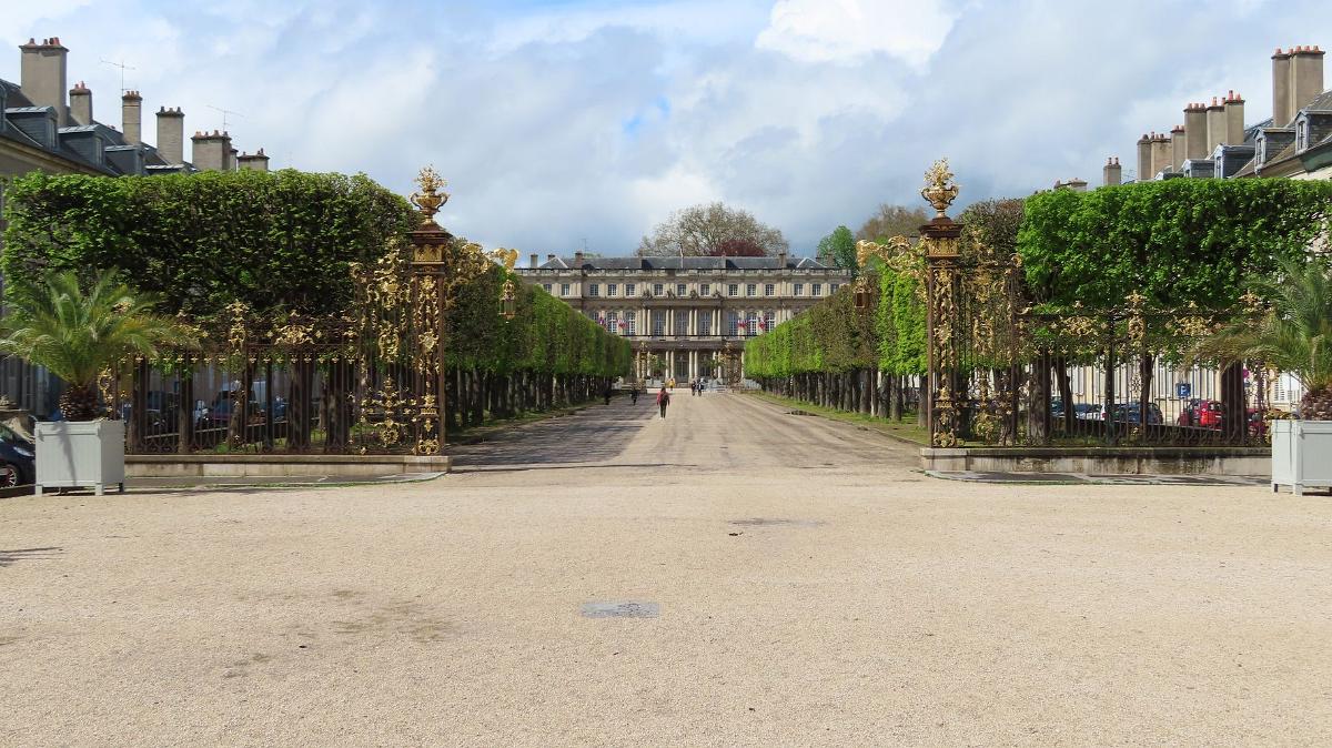 Nancy-022