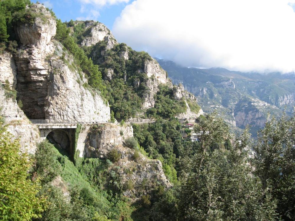 Italien (702)