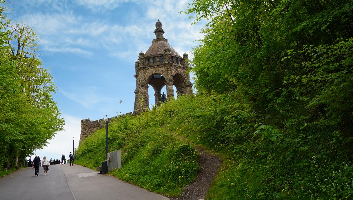 Minden- (148)