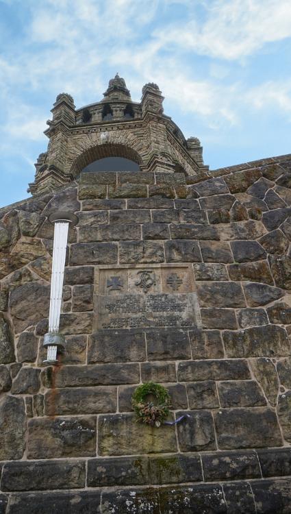 Minden- (152)