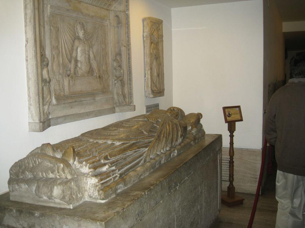 Italien (328)