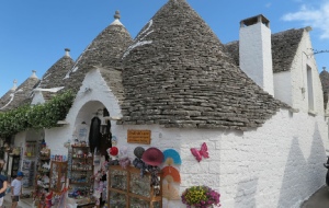 #Alberobello